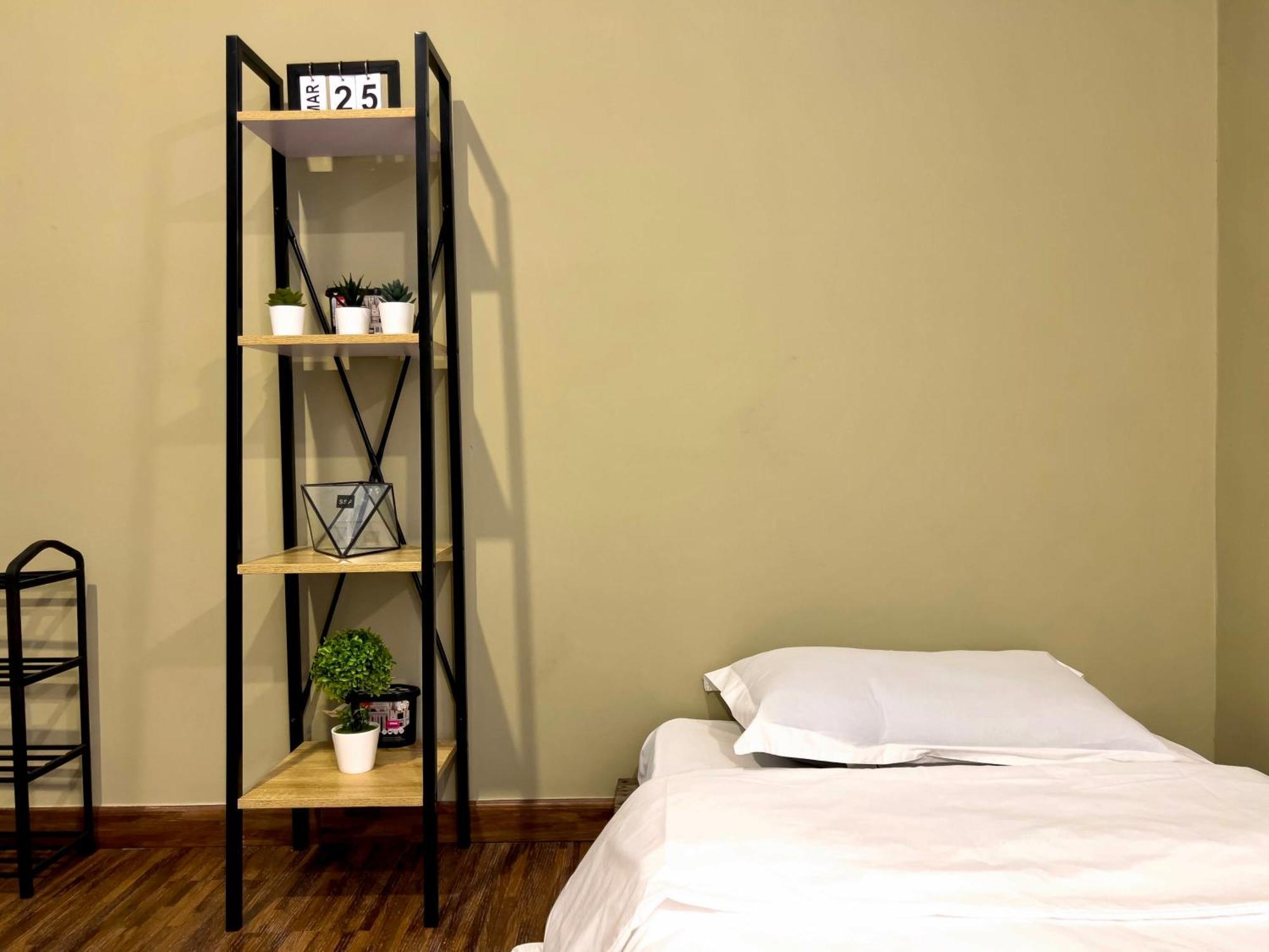 Hush Inn At K Avenue Кота Кинабалу Екстериор снимка