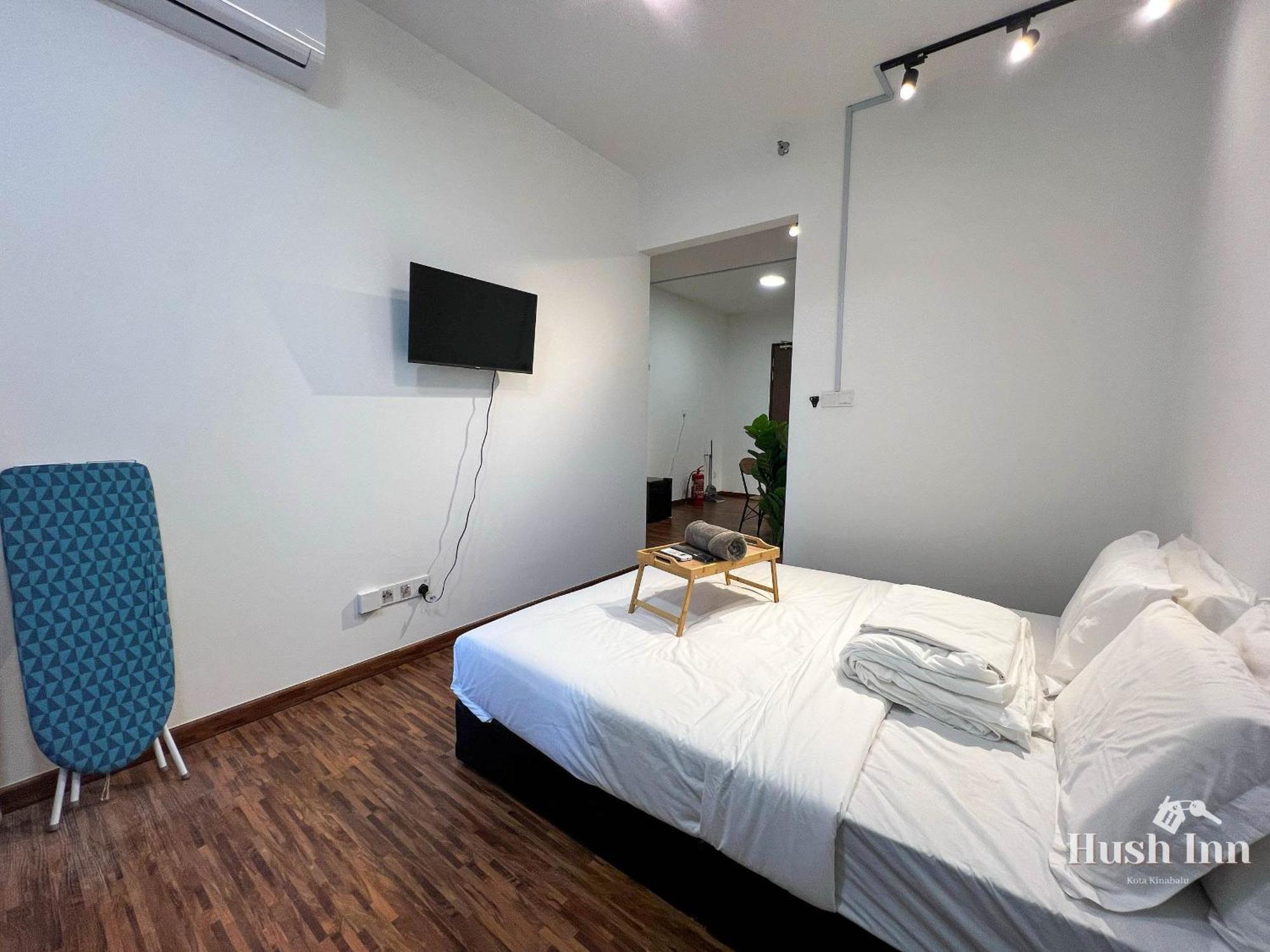 Hush Inn At K Avenue Кота Кинабалу Екстериор снимка